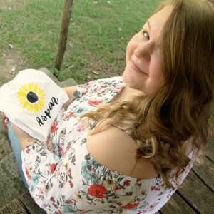 Meet your Posher, Mariaha